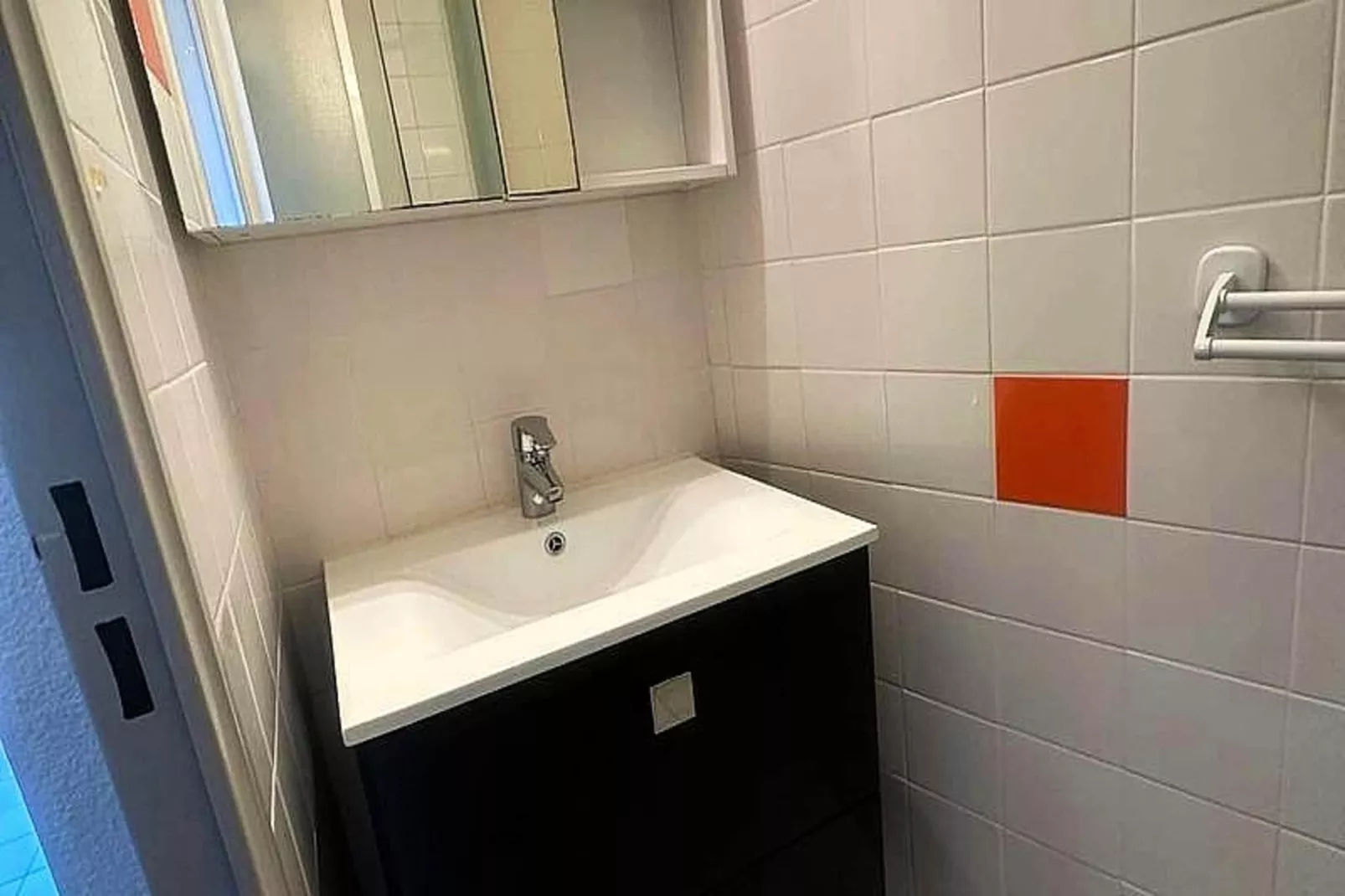 Résidence Morieres B-Bathroom