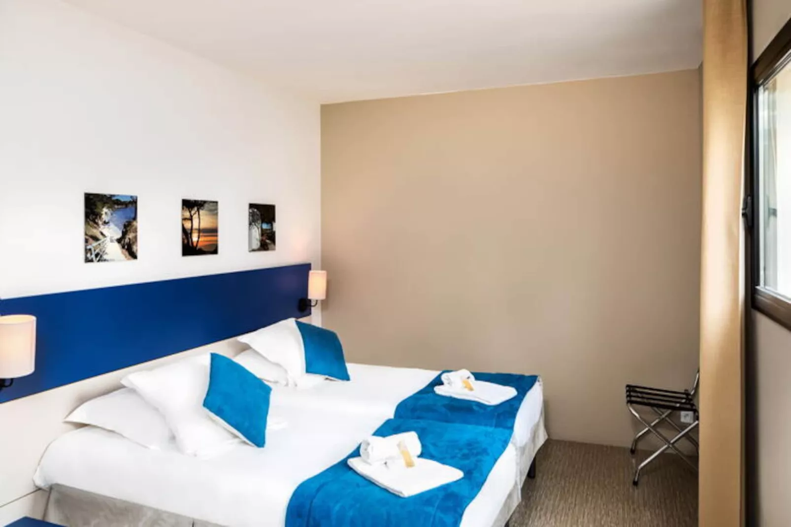 SOWELL Family Riviera****-Image-tags.