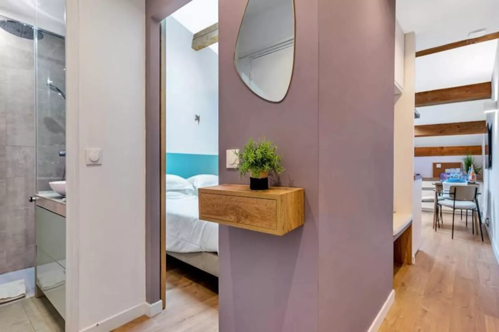 Appartement L&rsquo;hirondelle | Les Nids De La Diane-Image-tags.