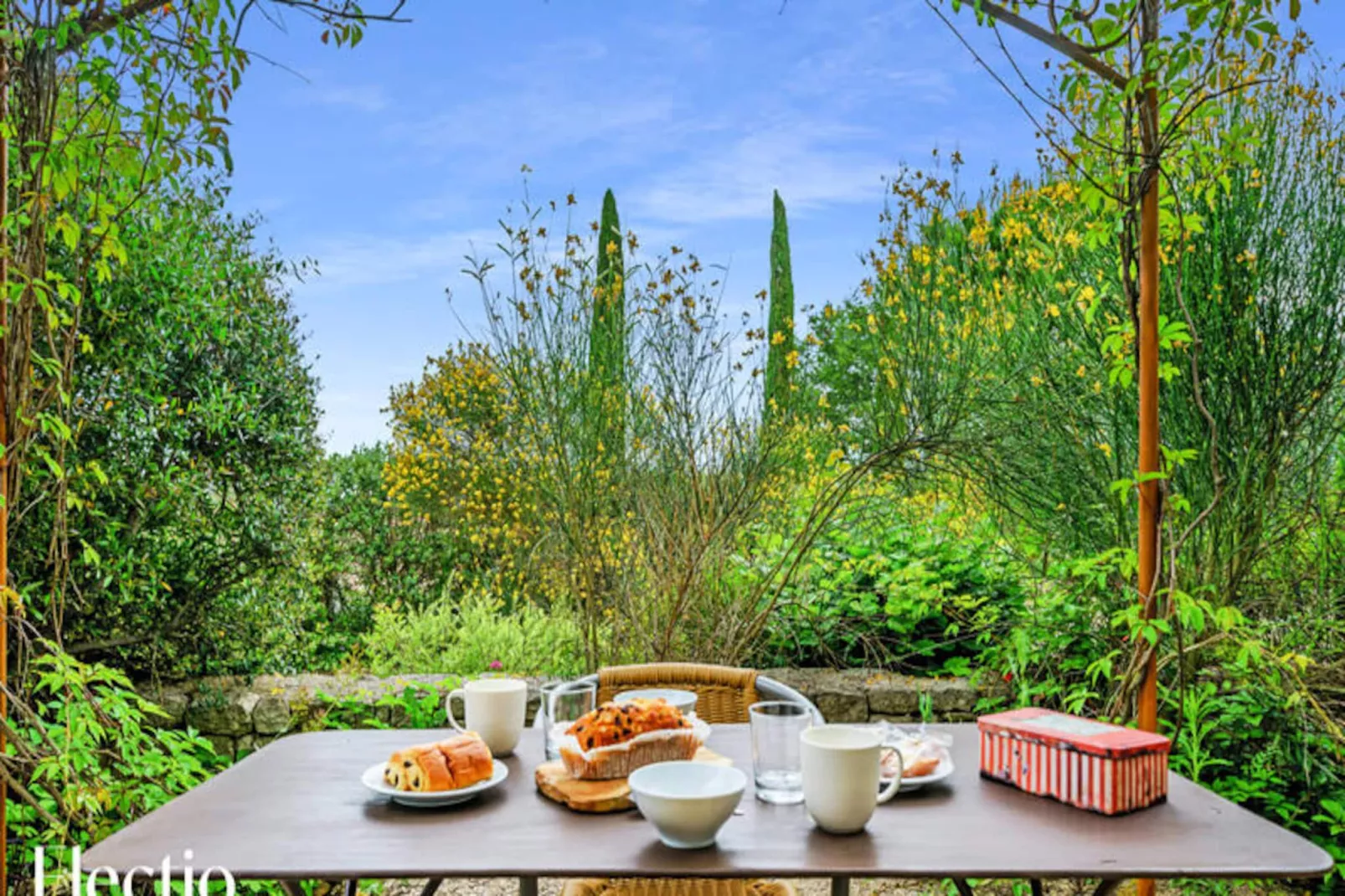 Loggia Des Genets  I  R&eacute;sidence Les Petitons-Image-tags.