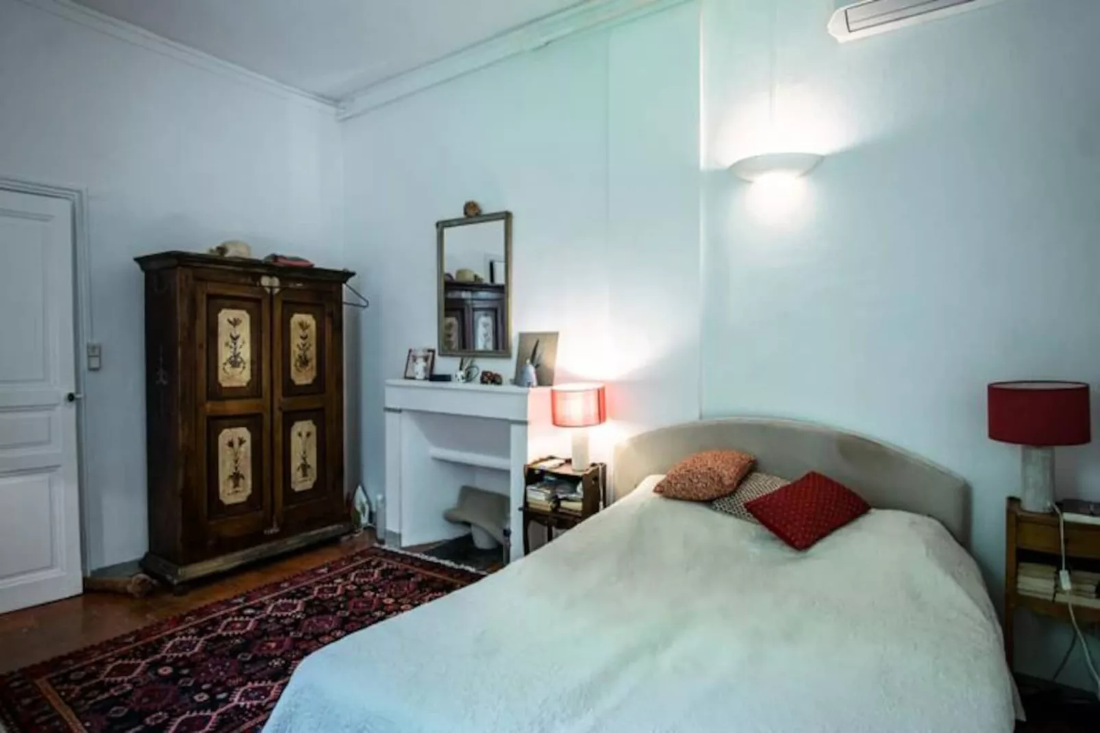 Le Mas De Jalique - Isle-sur-la-sorgue-Image-tags.