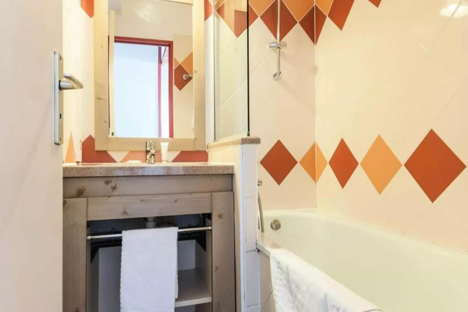 Résidence Les Fontaines Blanches - maeva Home-Bathroom