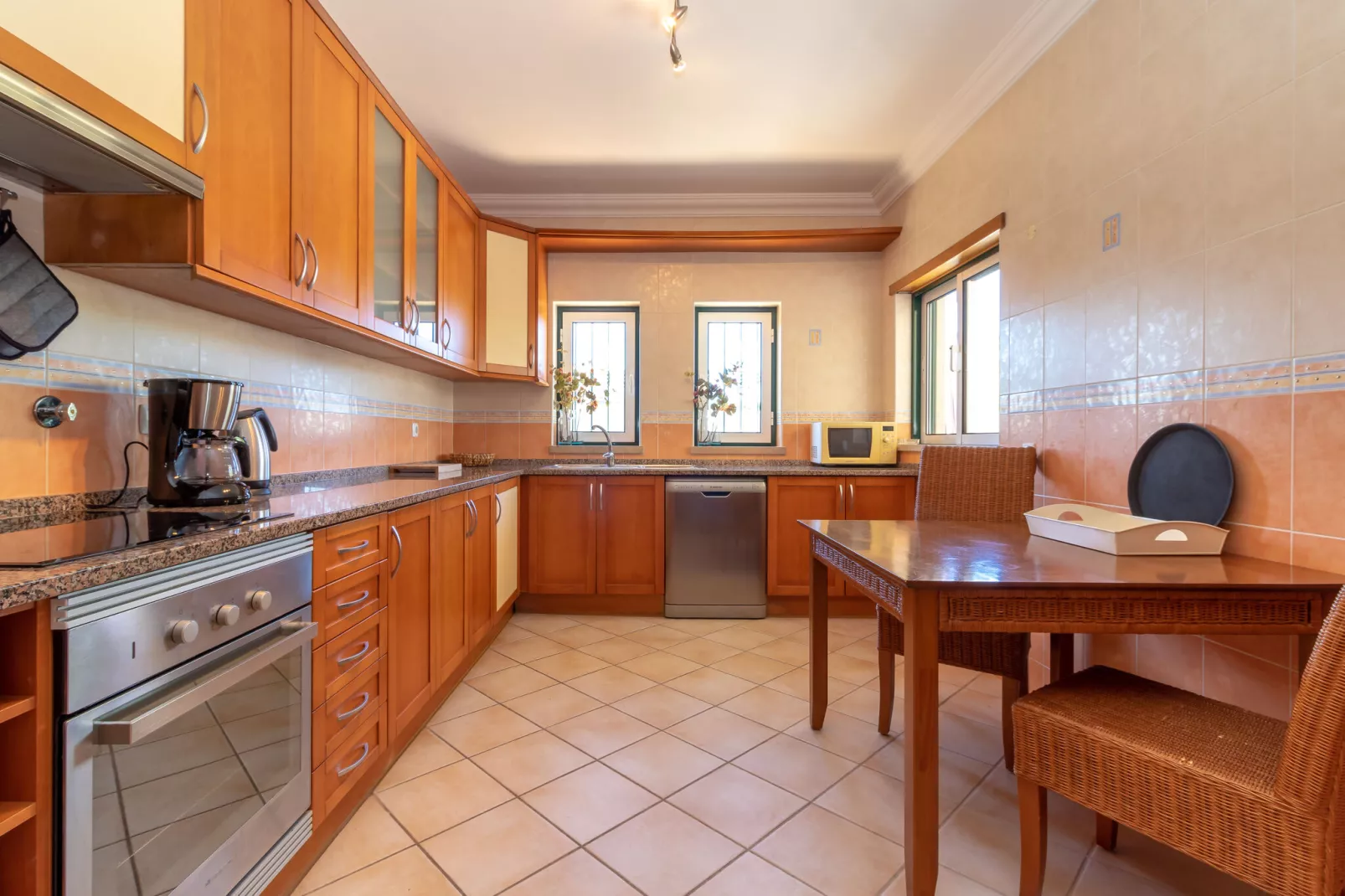 Casa Avilar-Kitchen