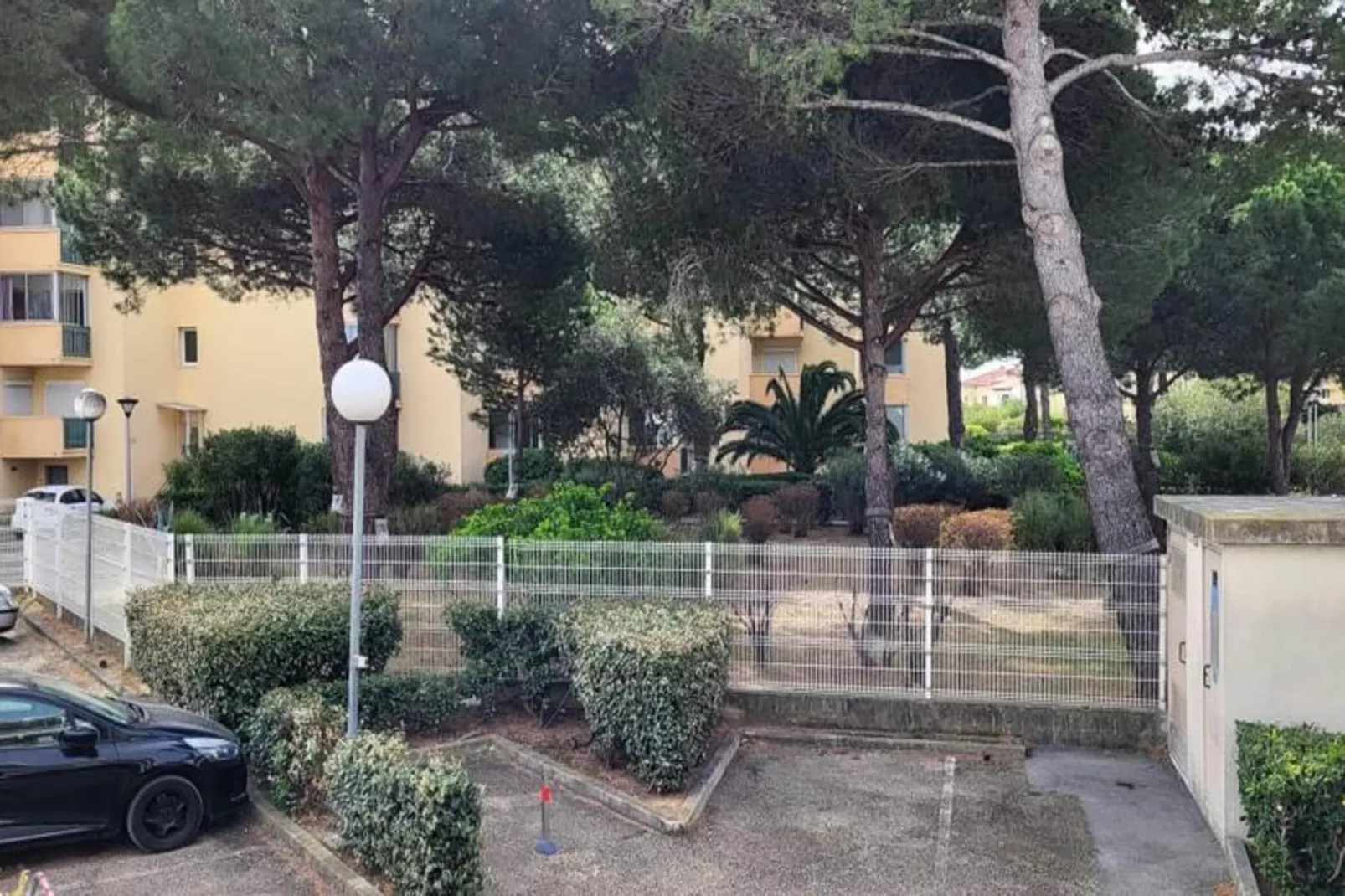 Résidence La Cigale De Mer &agrave; 100 M De La Plage Et Du Centre Ville Du Grau Du Roi-Aussicht Sommer