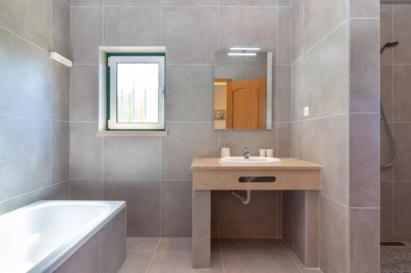Casa Avilar-Bathroom