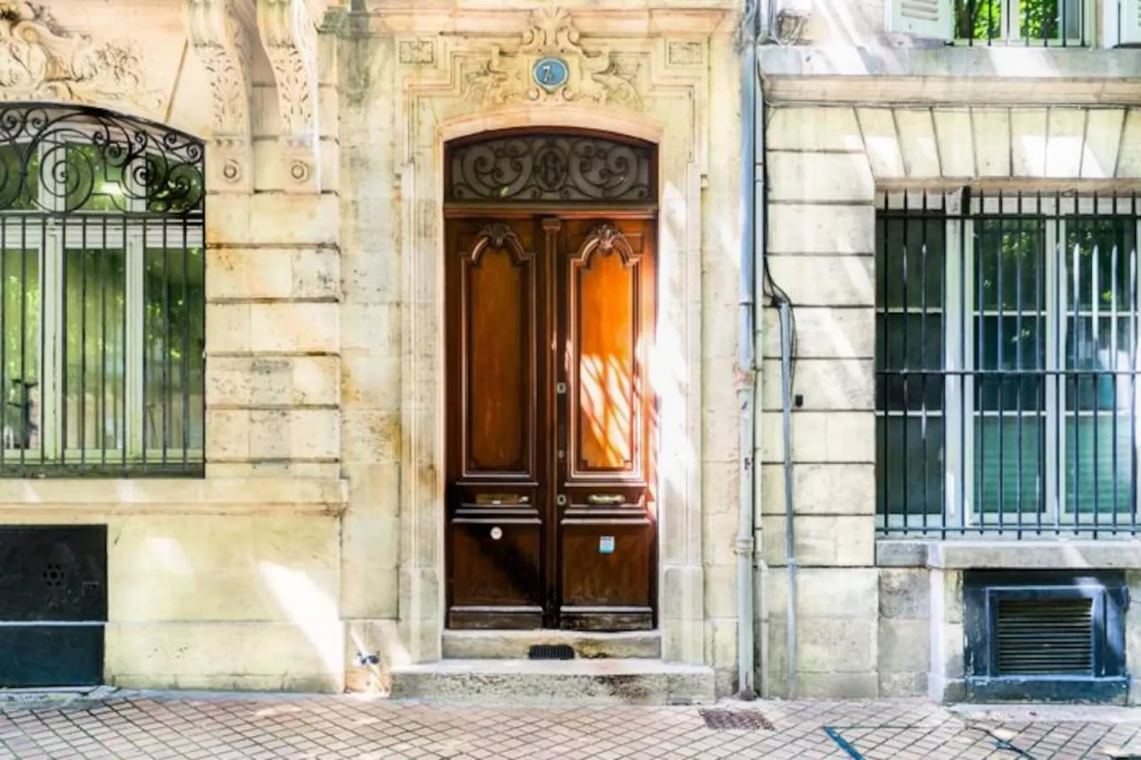 Confortable Studio De Standing Tr&egrave;s Bien Situ&eacute; Aux Portes De Quinconces-Image-tags.