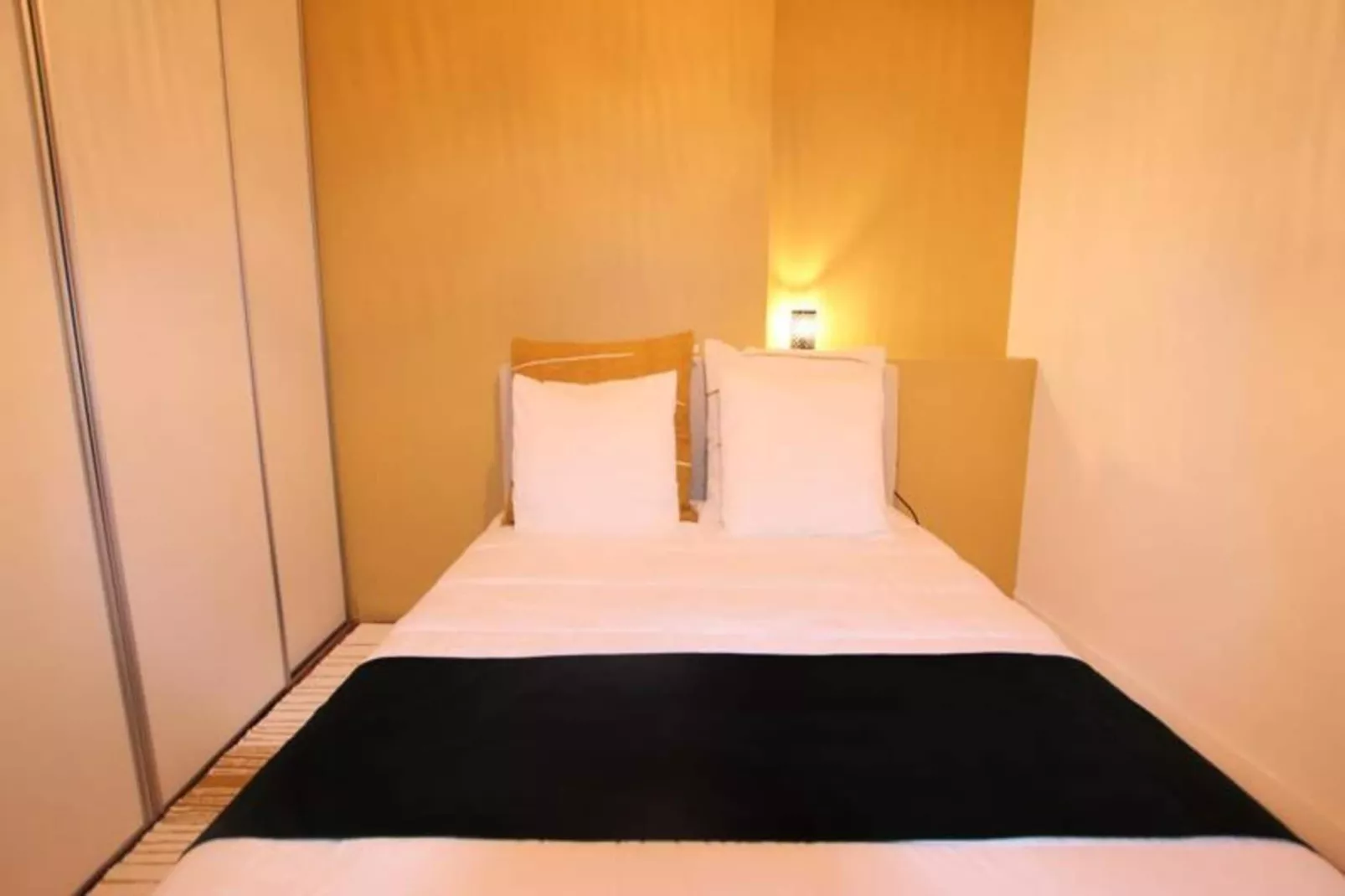 Charmant Et Rayonnant Appartement De 55 M&sup2; Situ&eacute; Dans Le Coeur De Bordeaux-Chambre