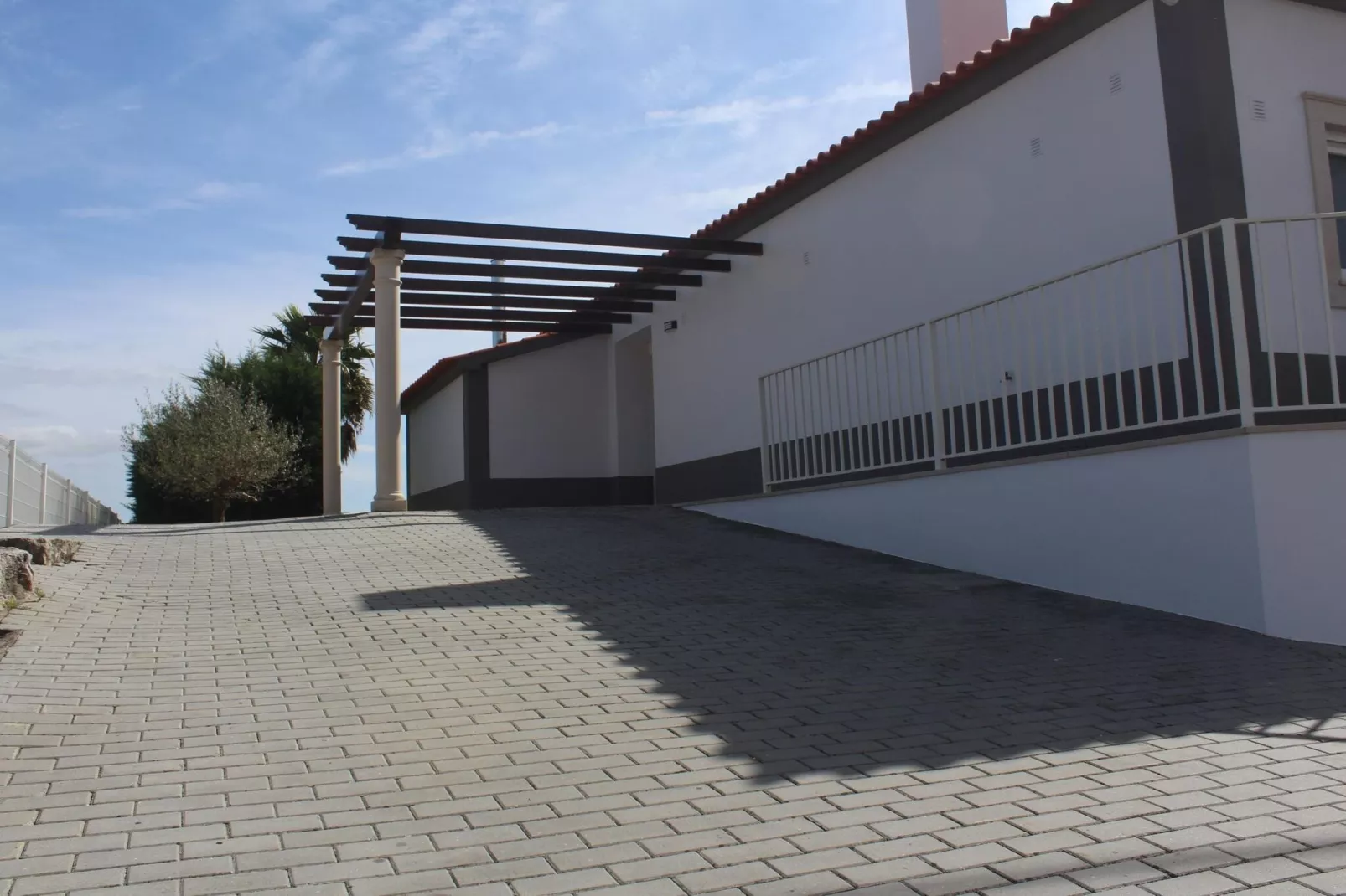 Villa Rosa-Exterior summer