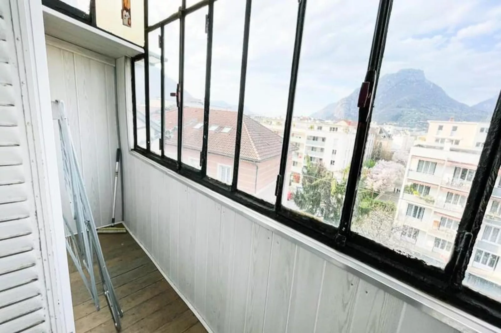 Pretty Light In Grenoble ☀ T2-Landing