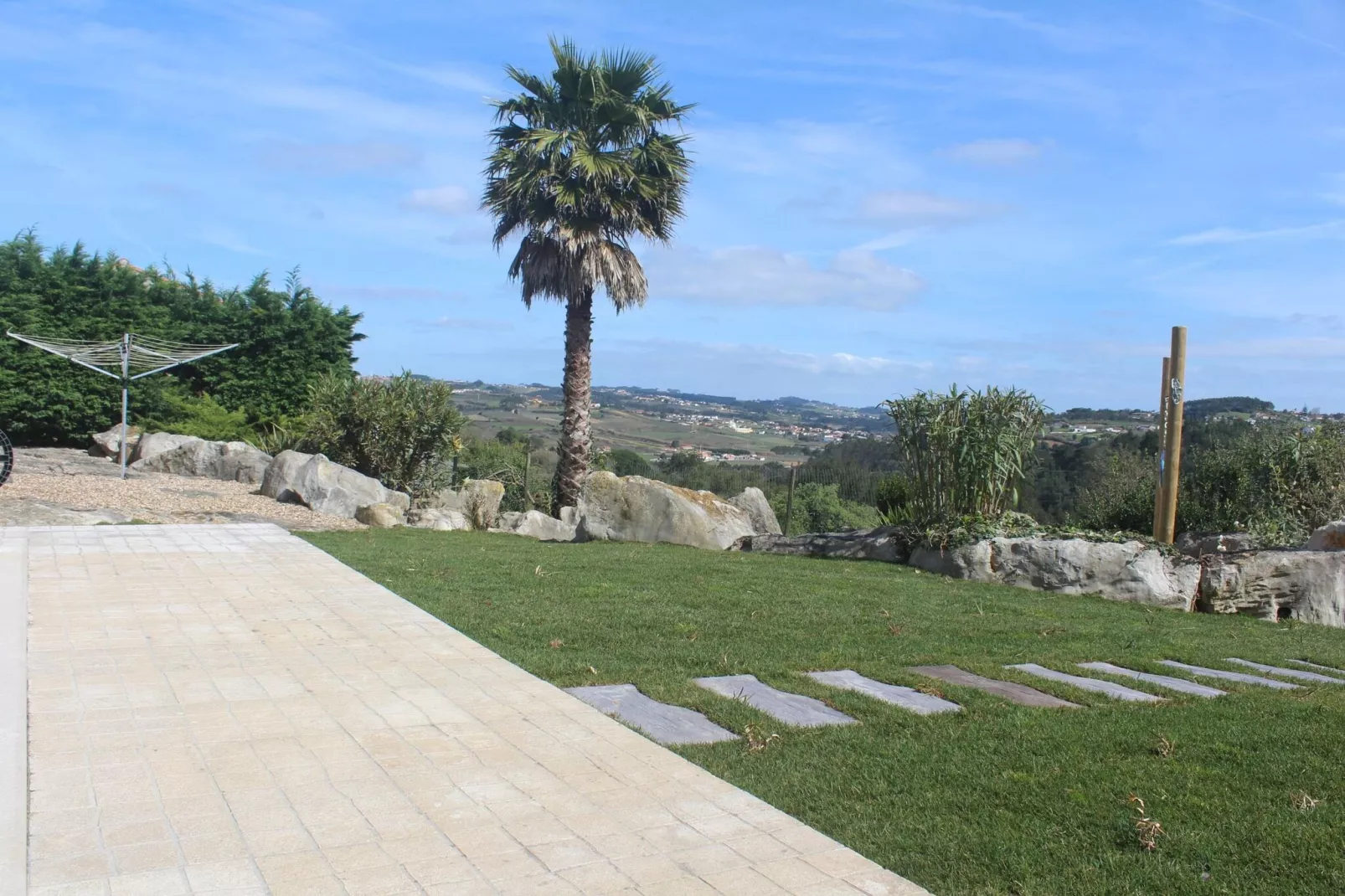 Villa Rosa-Gardens summer