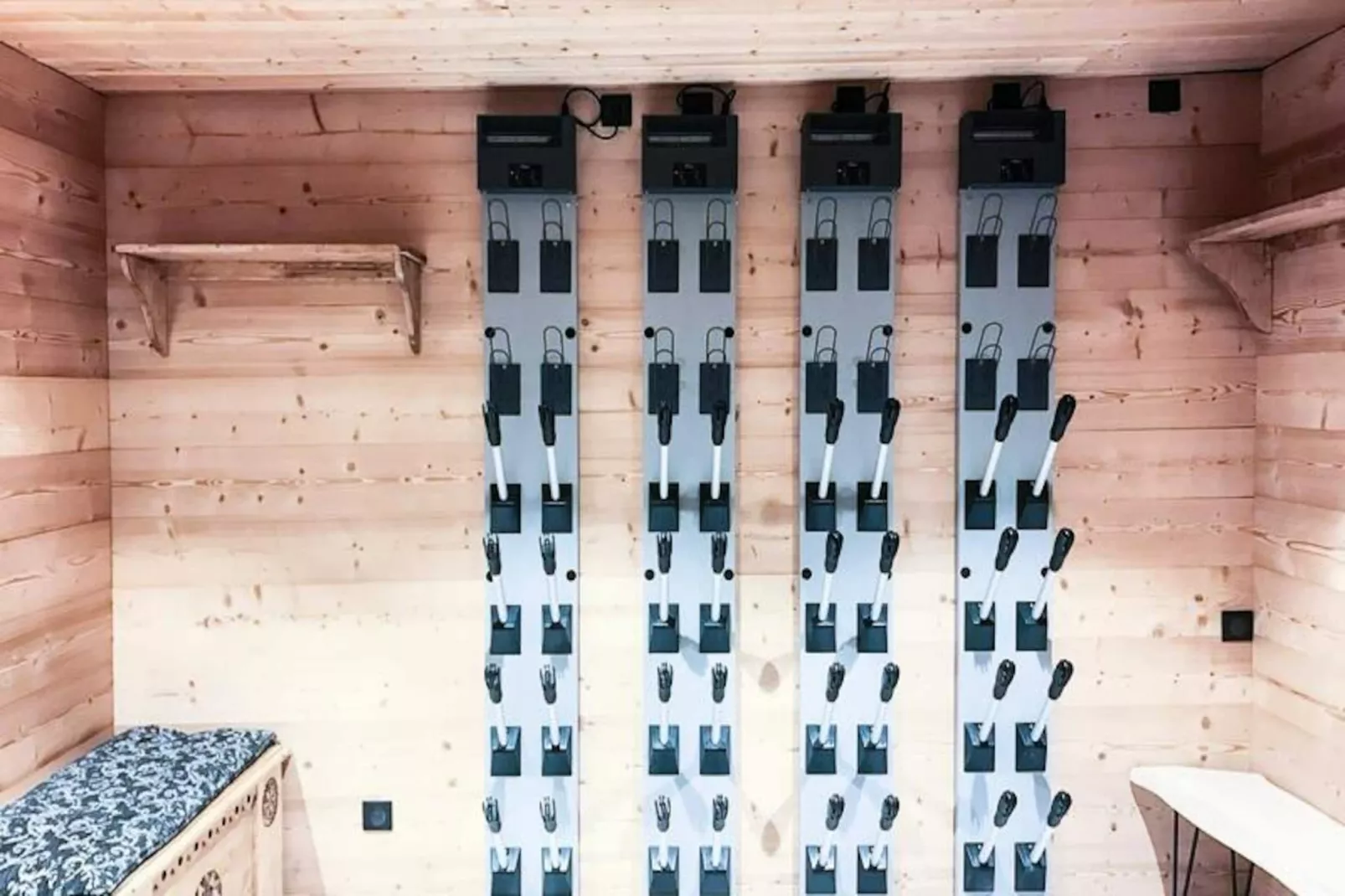 Chalet Gaspard-Image-tags.