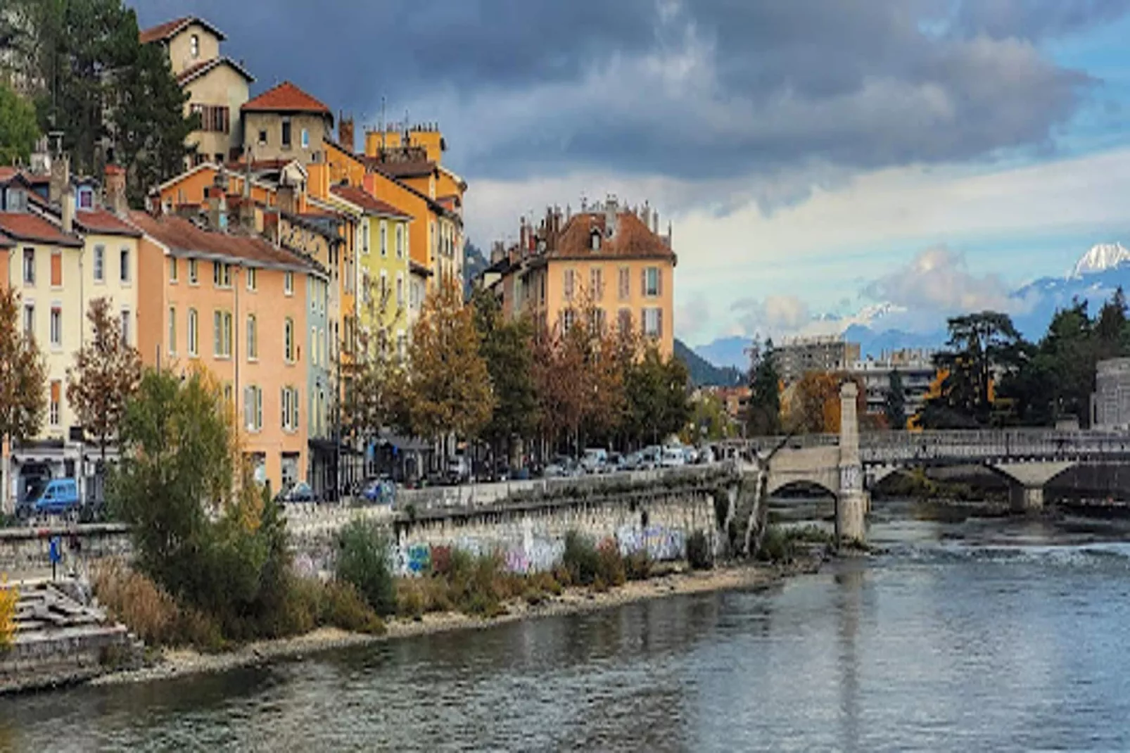 Résidence Midi-Areas within 1km in summer