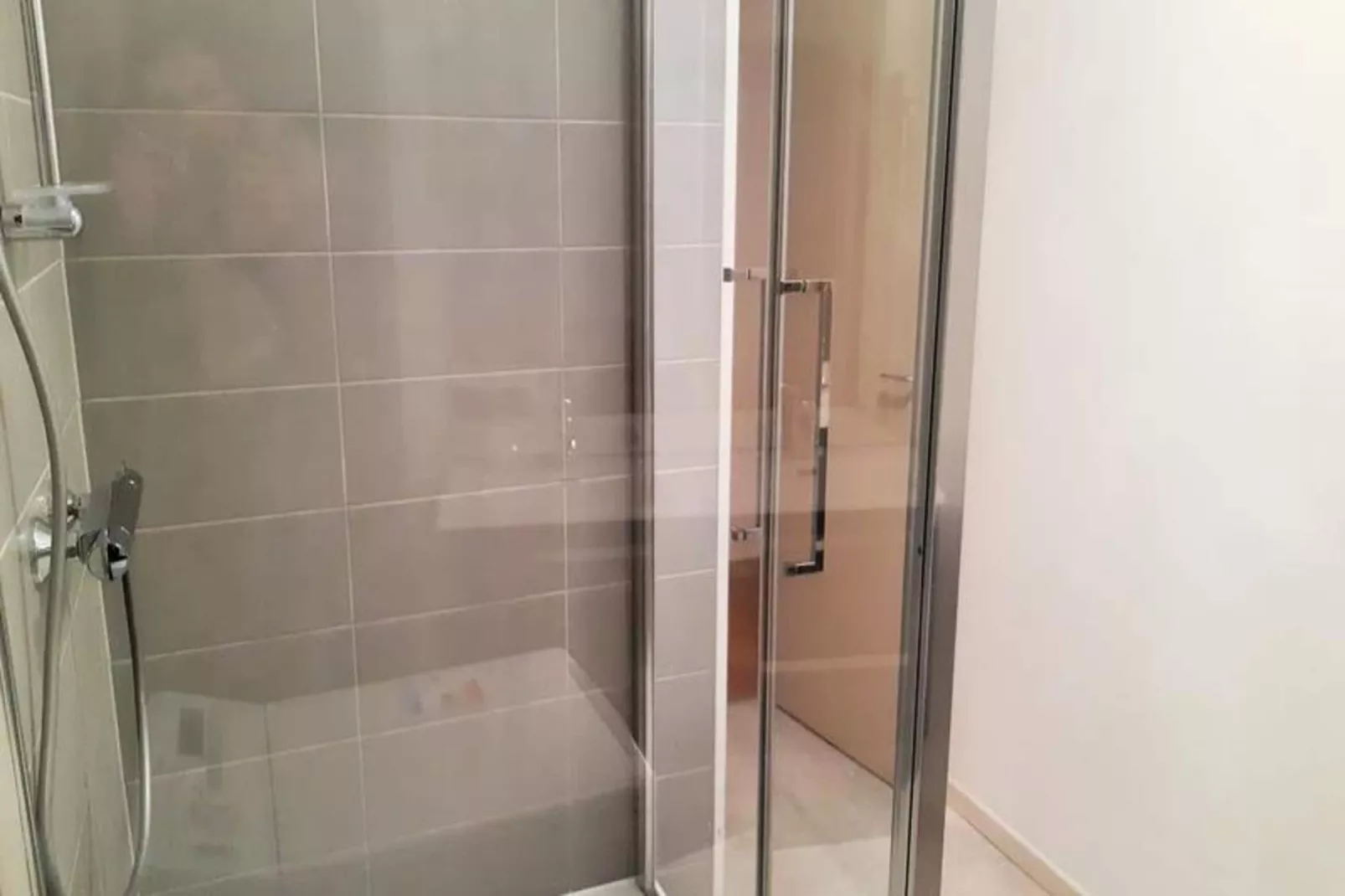 Résidence Tyrol-Salle de bain