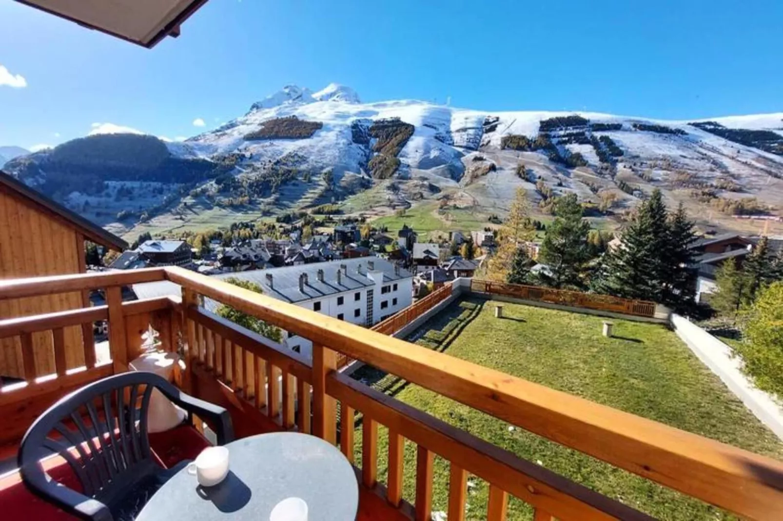 Résidence PlÉiades-Terrace balcony