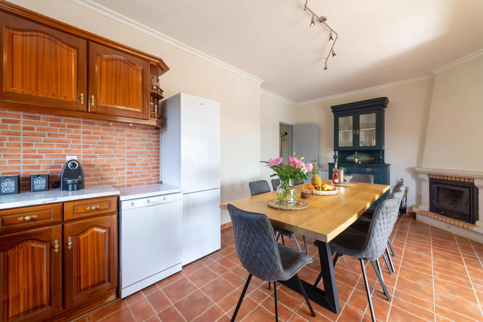 Casinha dos Netos-Kitchen