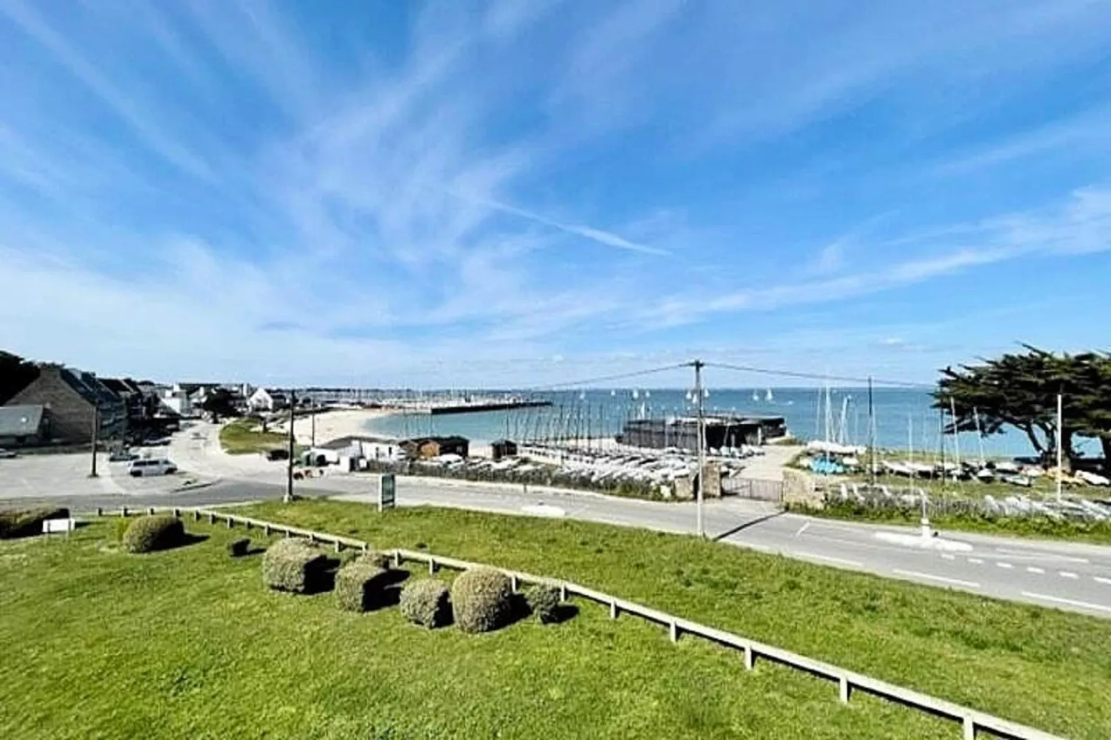 Résidence Adal D'arvor-Vue d'été