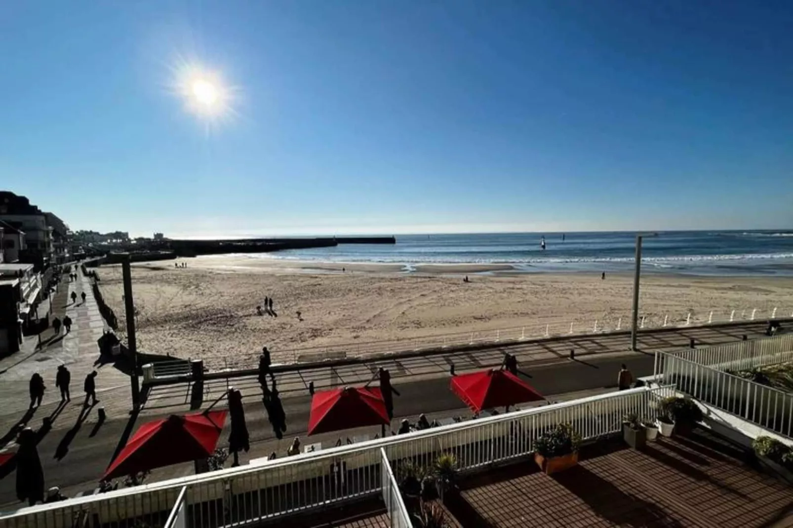 Résidence Dauphins-Vue d'été