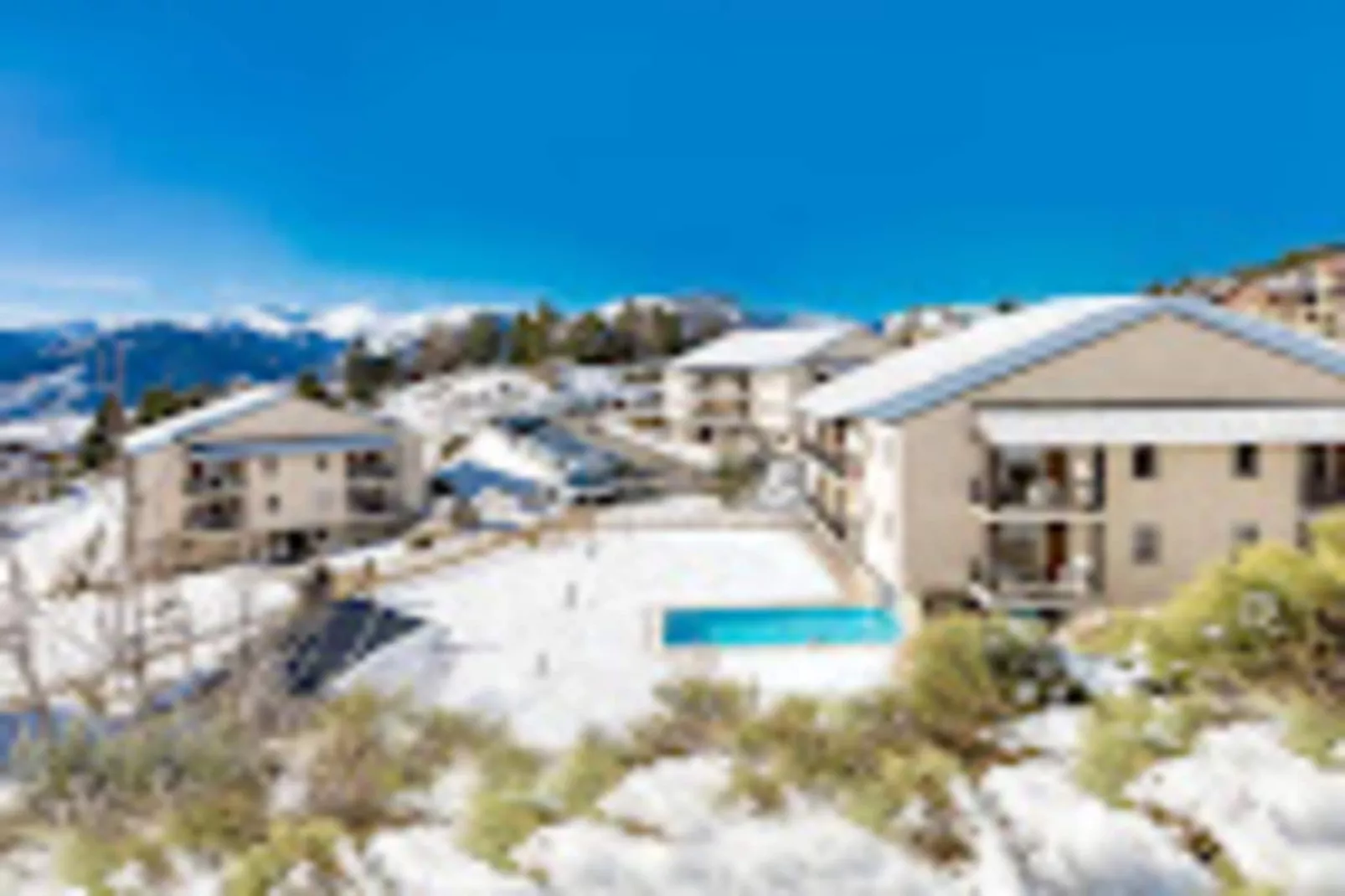 Résidence Goélia Le Domaine de Castella***-Exterior in summer