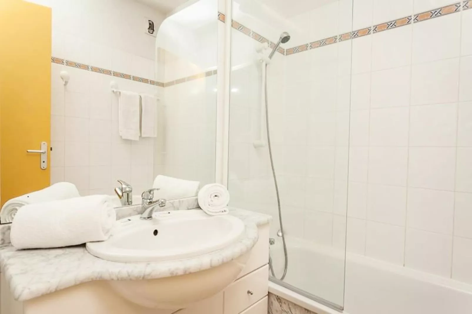 Résidence Mer & Golf Port Argelès***-Außenbereich Sommer