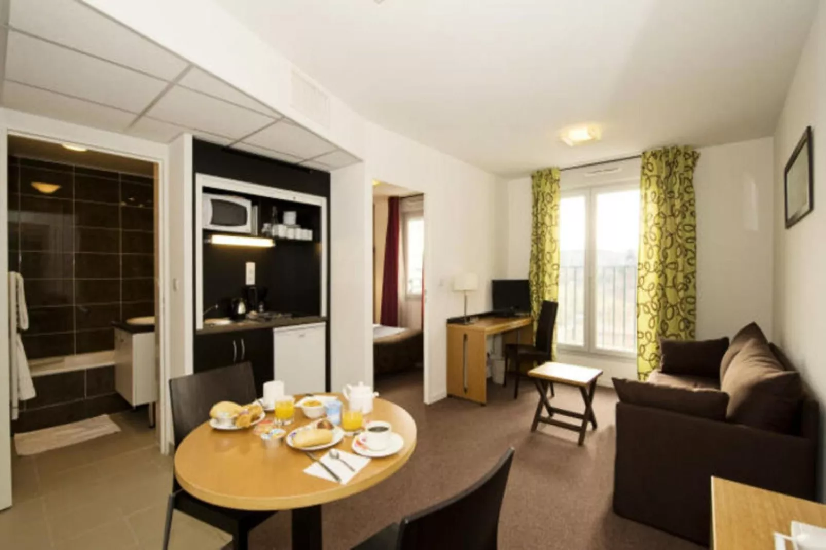 Appart'hôtel Odalys City Bioparc-Living room