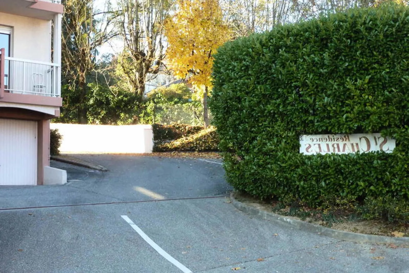 Résidence Le Saint Charles A-Zones été à 1 km