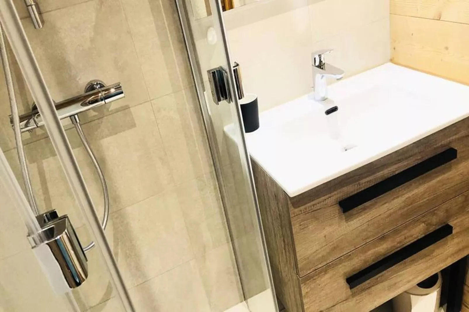 Résidence Clairiere-Bathroom