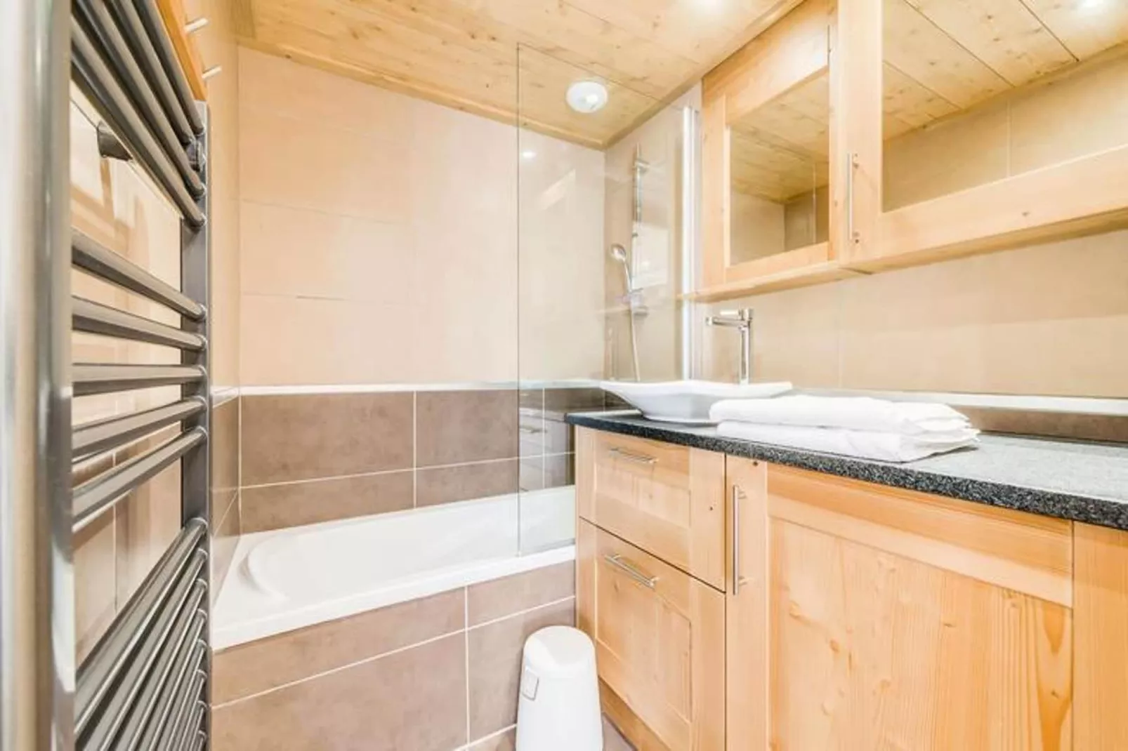 Résidence Les Balcons EtoilÉs-Bathroom