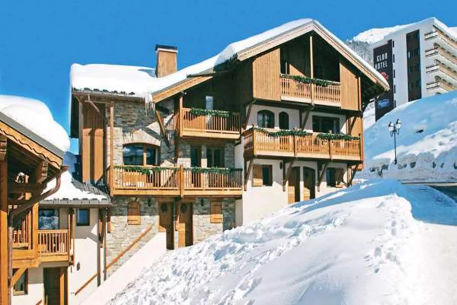 Résidence Les Balcons De Taren-Area within 5km in winter