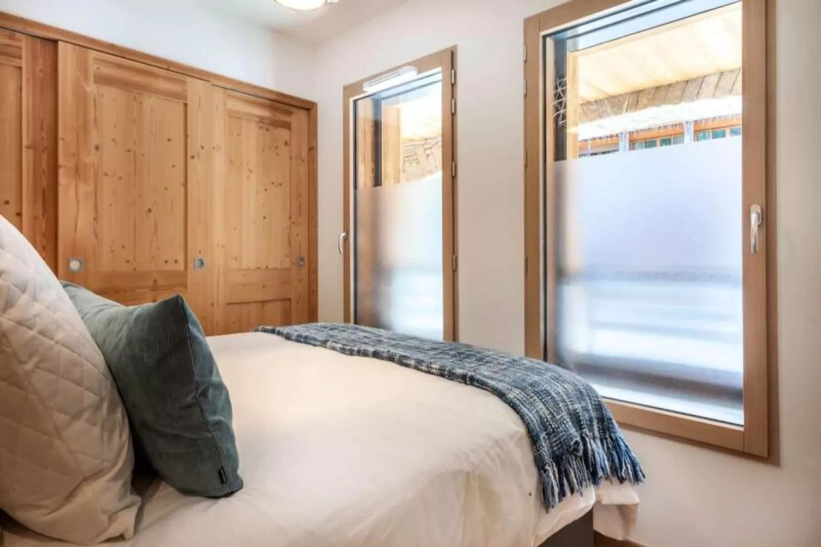 Résidence Les Portes Du Pleney-Bedroom