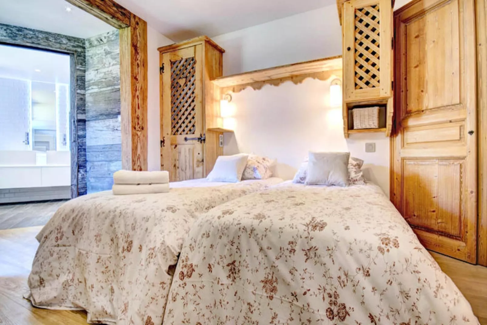 Résidence Lolana-Bedroom