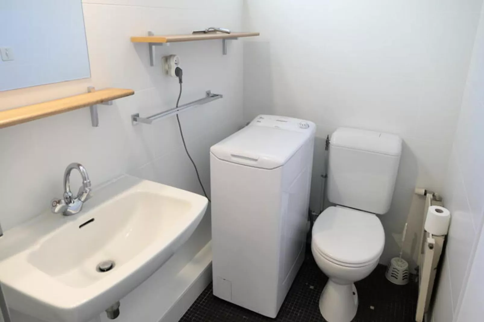 Résidence Castel Des Roches A-Exterior in summer