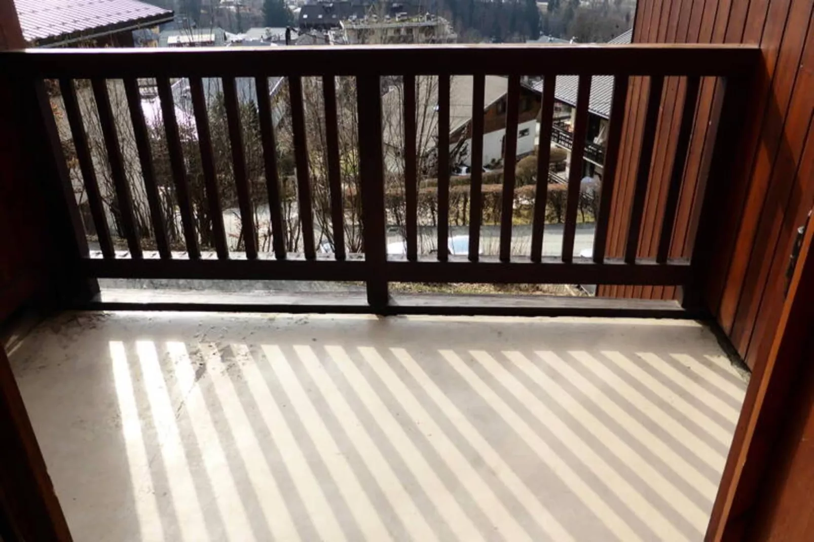 Résidence Les Loges-Exterior in summer