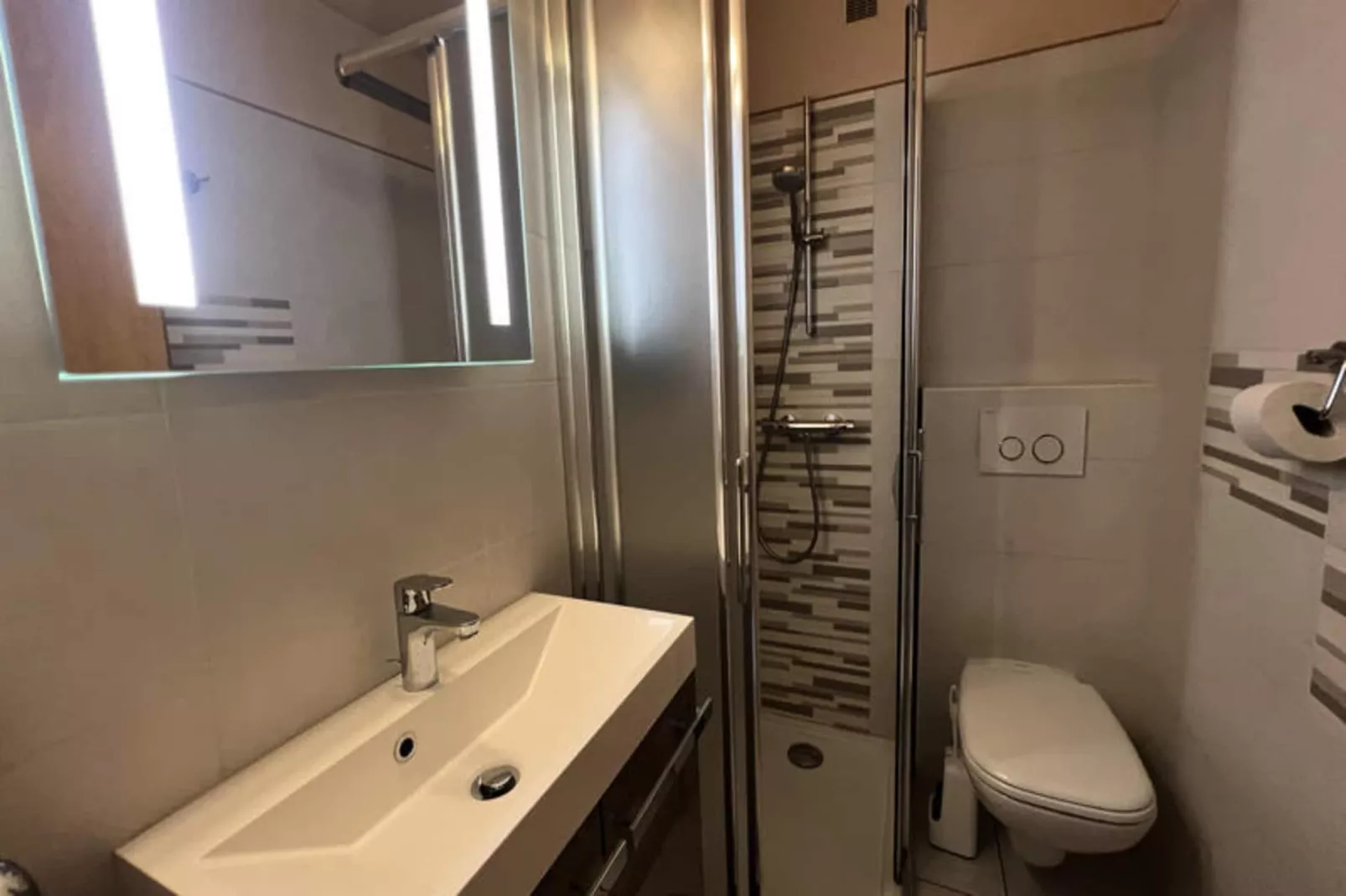 Studio à La Clusaz-Badezimmer