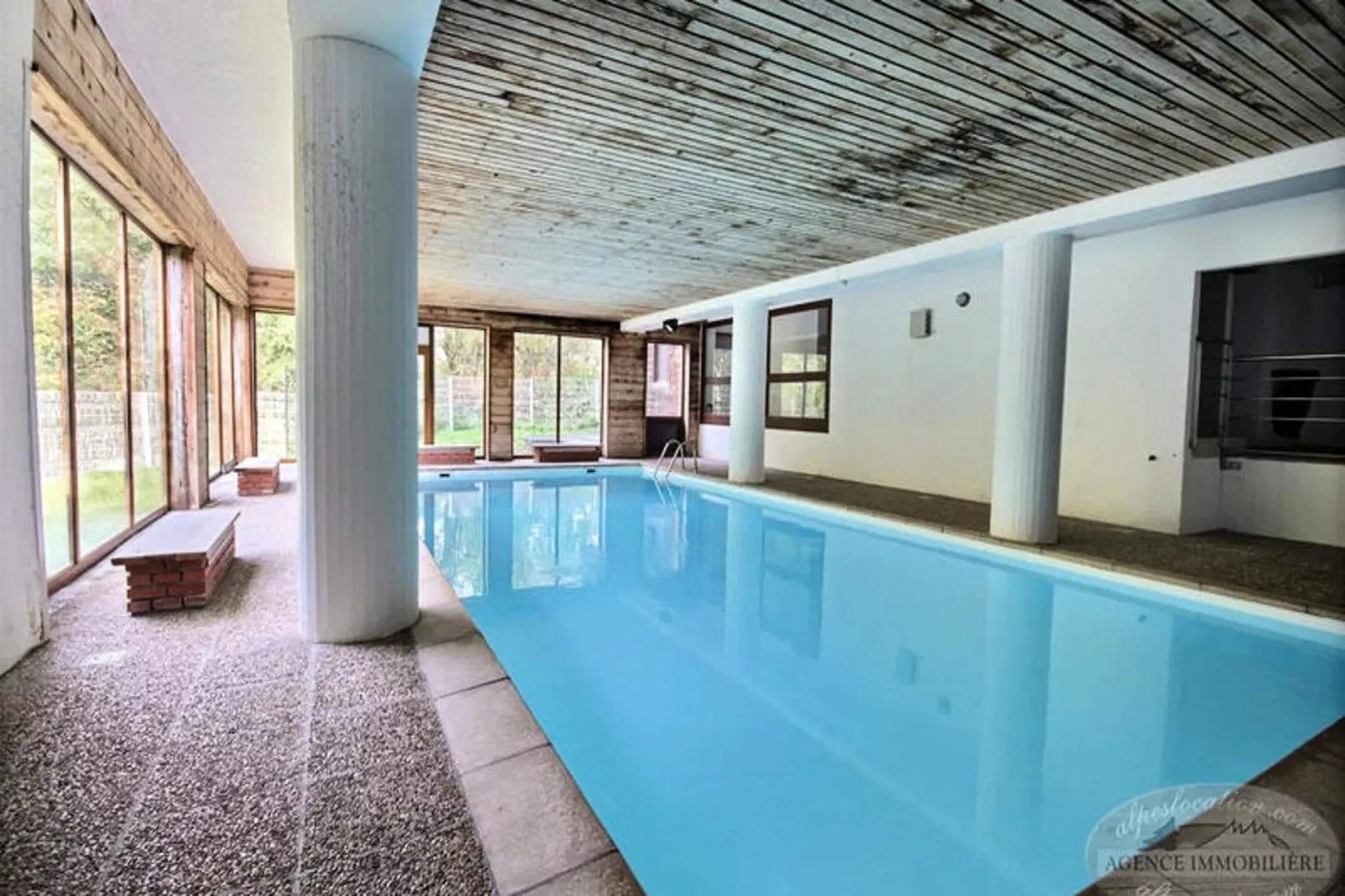 Appartements à Saint Jean d'Aulps-Schwimmbad