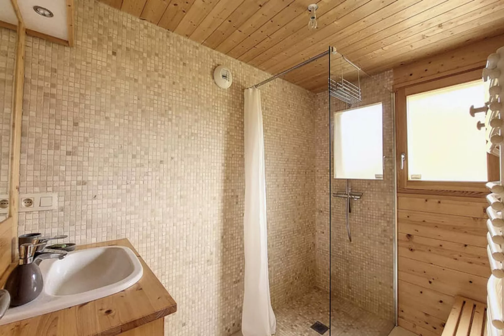 Chalets à Saint Jean d'Aulps-Image-tags.