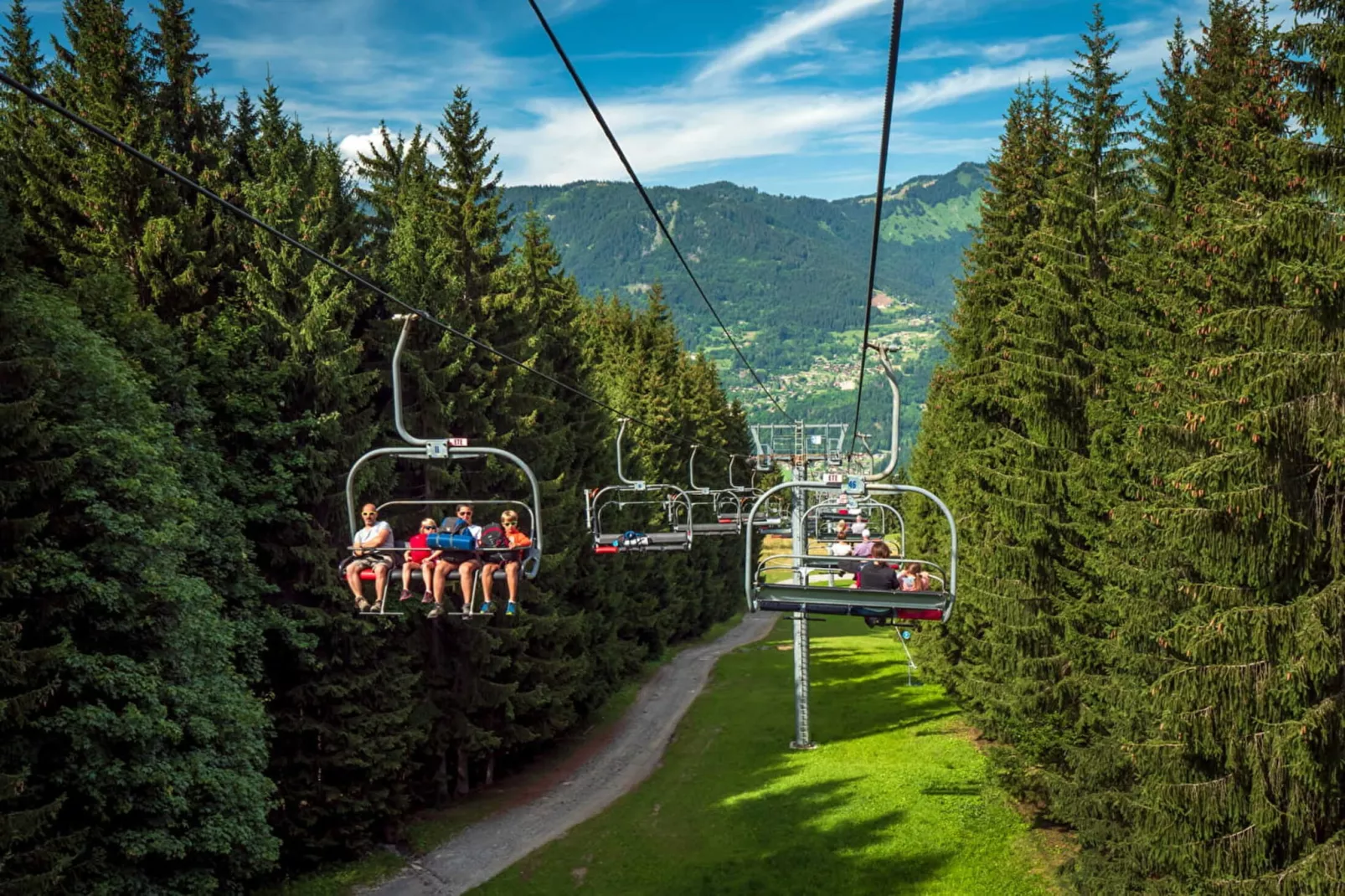 Résidence Arcades-Außenbereich Sommer