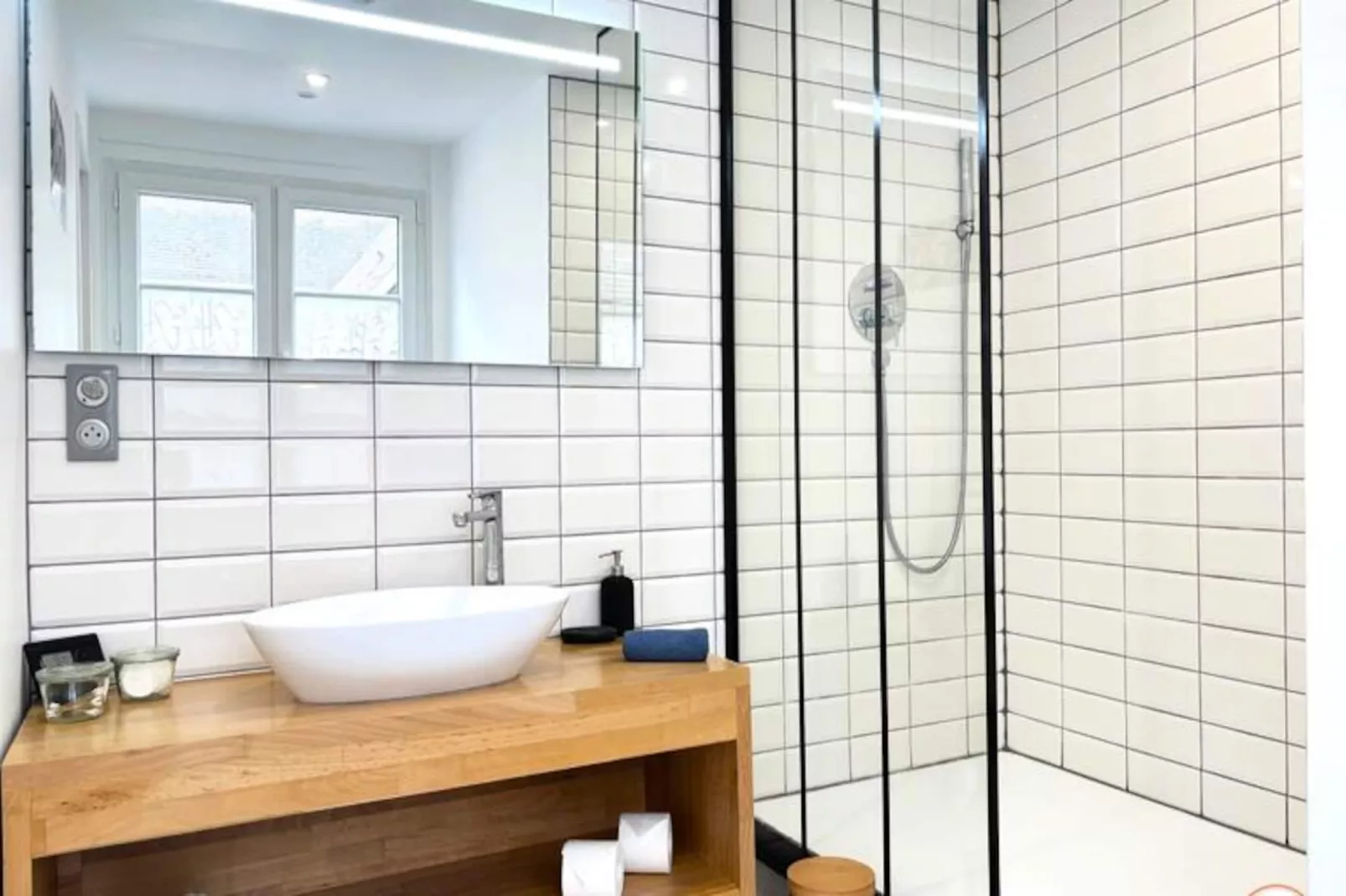 🏆 L'olympe - Babyfoot - Cin&eacute;ma - Parking-Image-tags.