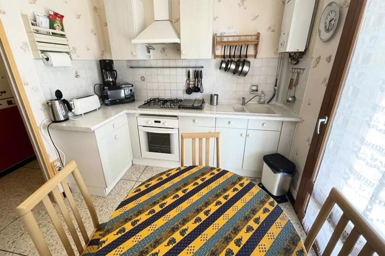 Résidence Les Pins-Bedroom