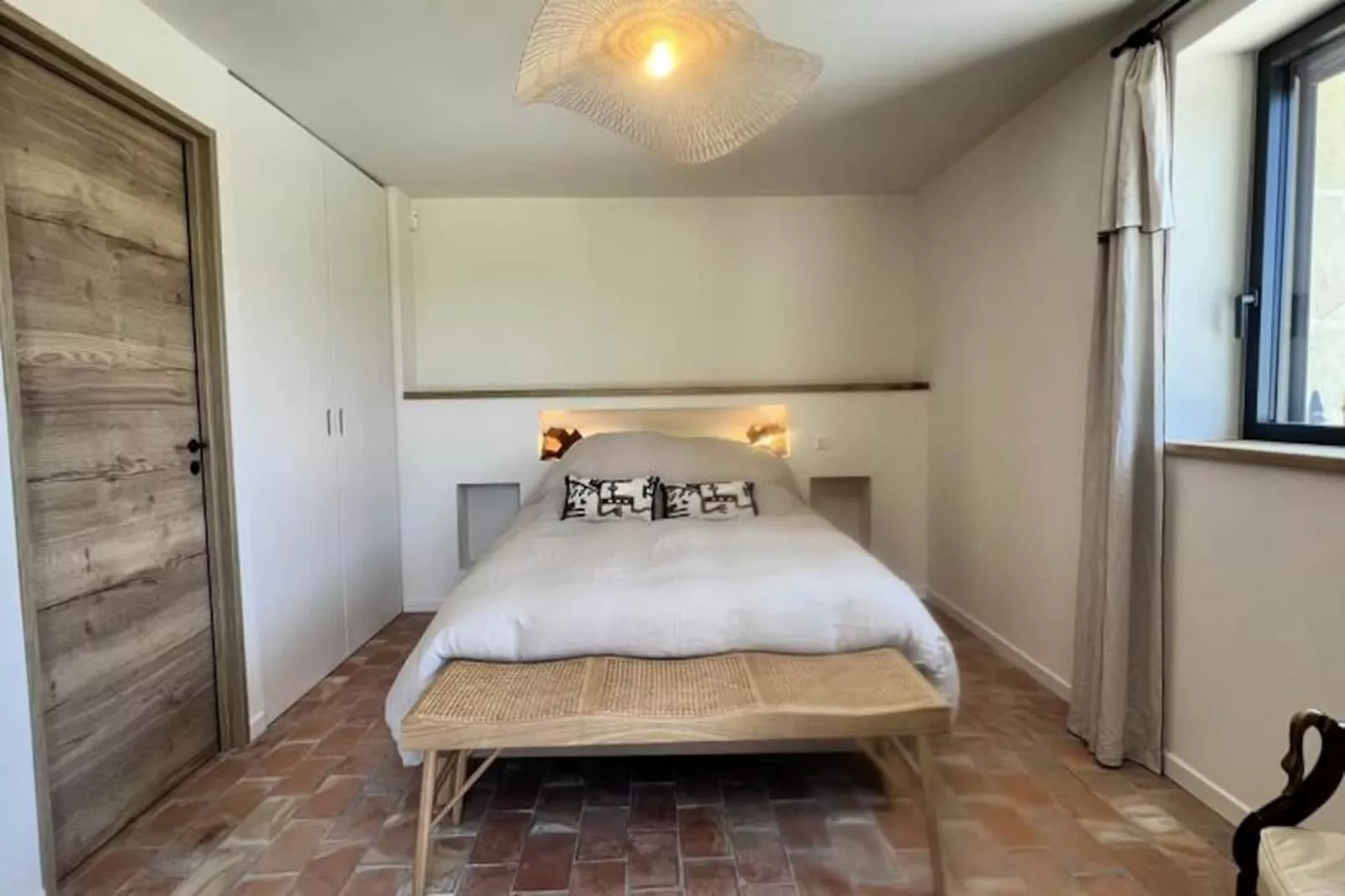 Mas Jas Du M&eacute;ou, Une &eacute;vasion Proven&ccedil;ale-Image-tags.