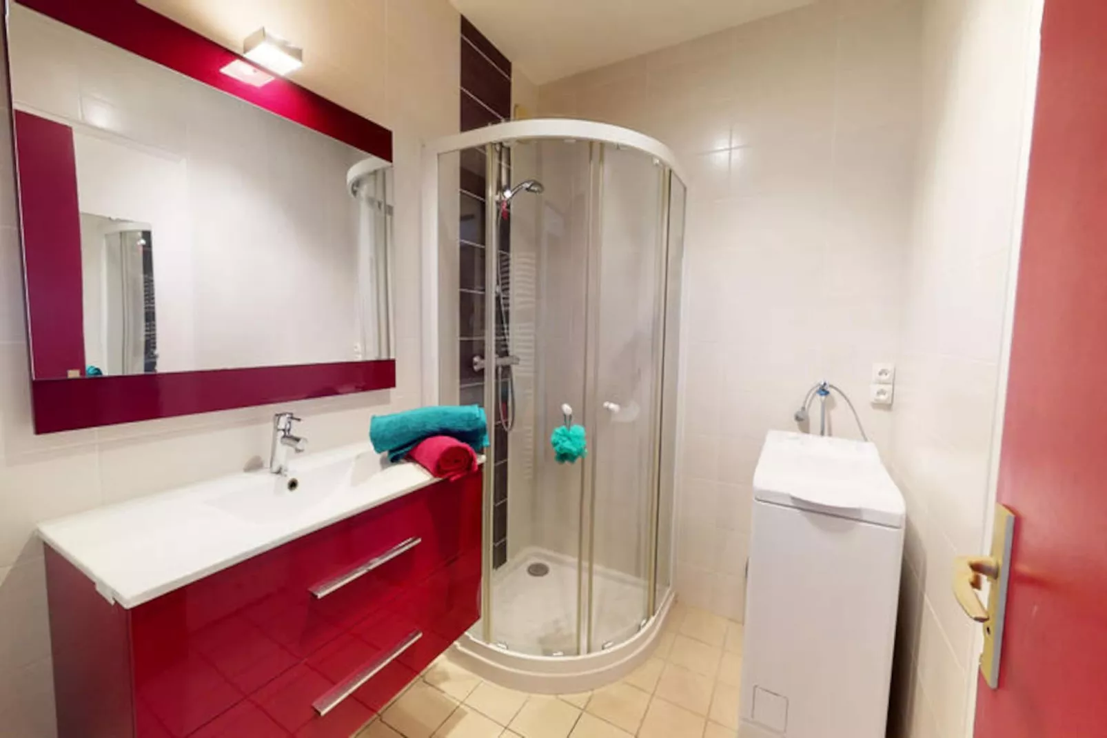 Appartements à Saint-Gilles-Croix-de-Vie-Image-tags.