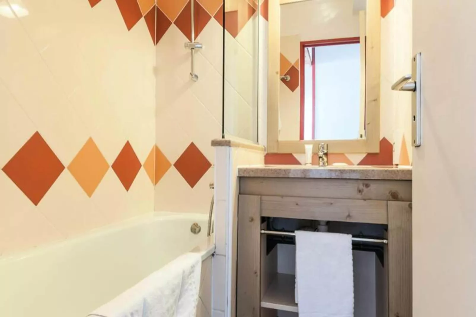 Résidence Les Fontaines Blanches - maeva Home-Bathroom