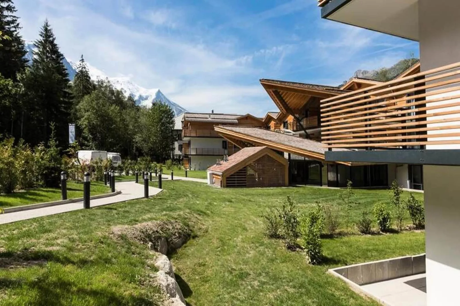 Résidence Prestige Odalys Isatis****-Außenbereich Sommer