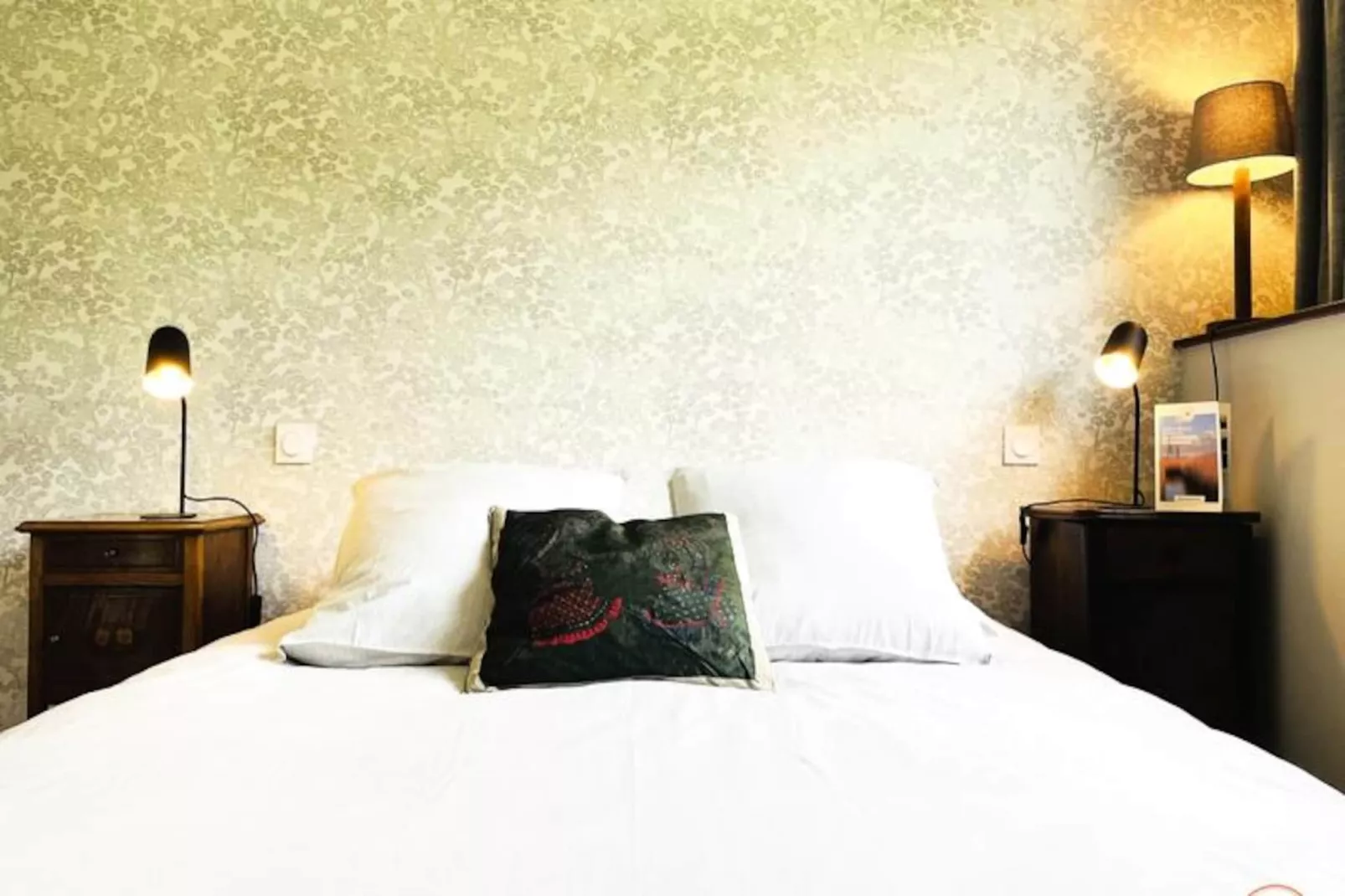 🐦 La Hulotte - Domaine D'apreval - Campagne-Image-tags.