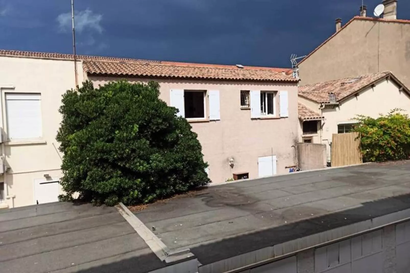 Résidence "le Saint Pierre"-Vue d'été