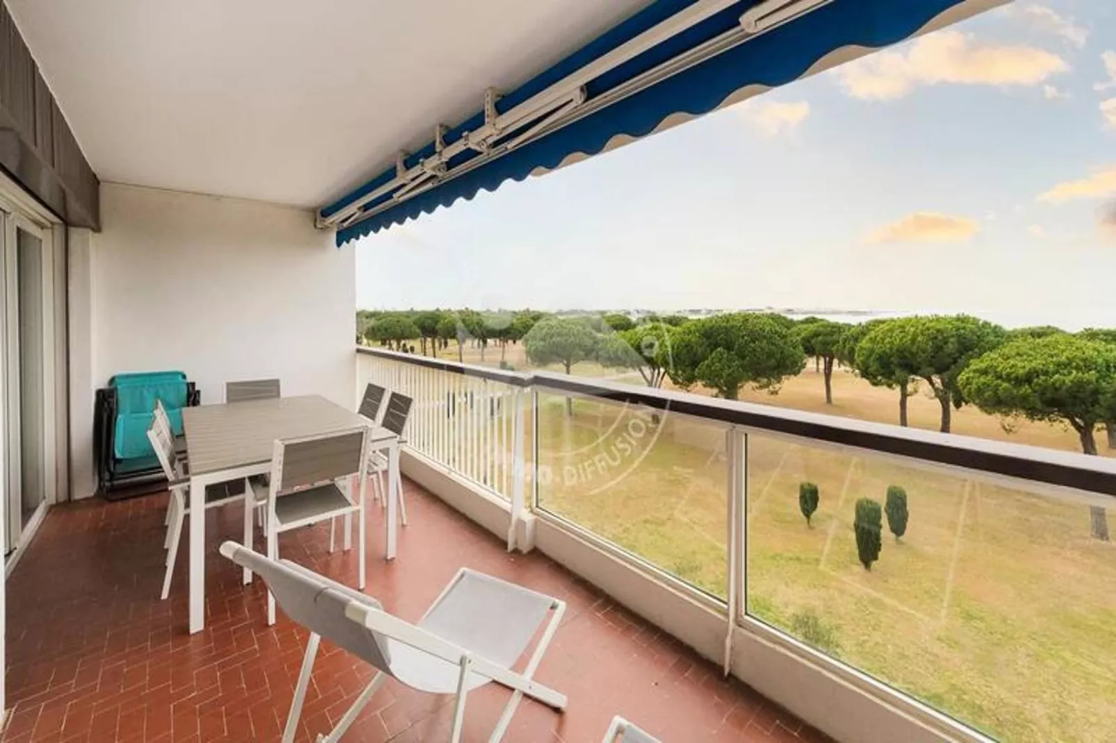 Résidence "le Frédéric Mistral"-Terrasse / balcon