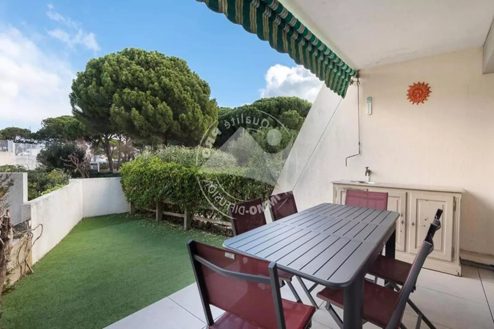 Résidence "le Quai Aux Fleurs"-Terrace balcony