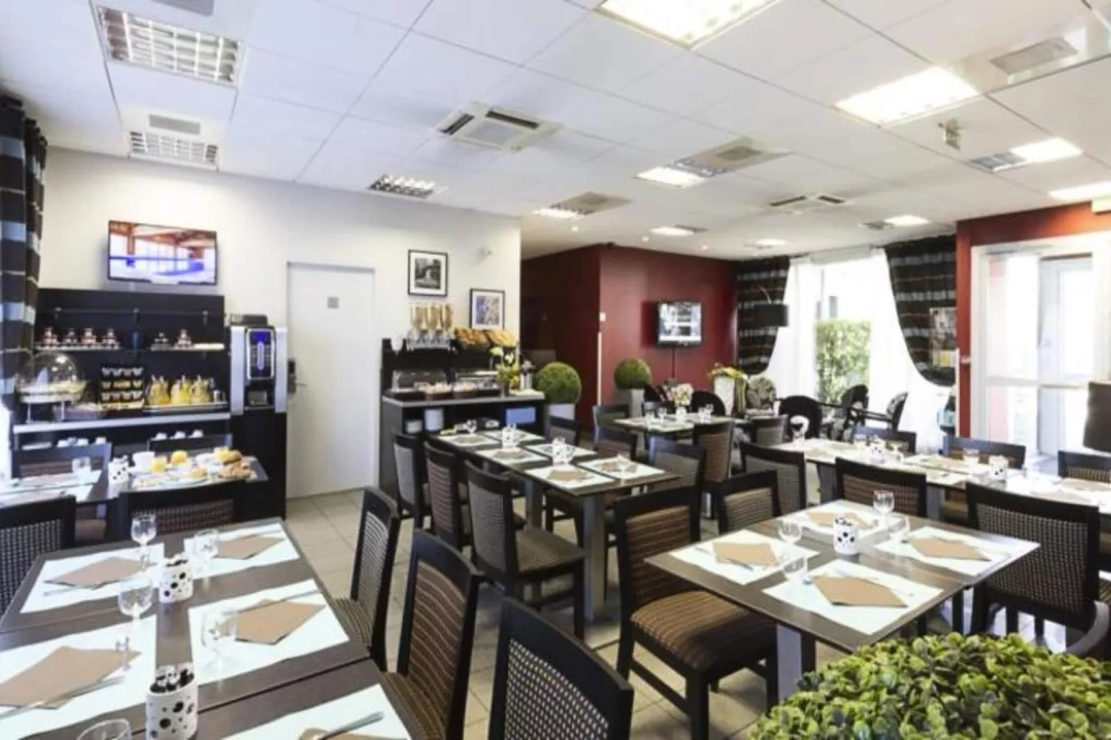 Néméa Appart'Hôtel Toulouse Saint Martin***-Außenbereich Sommer