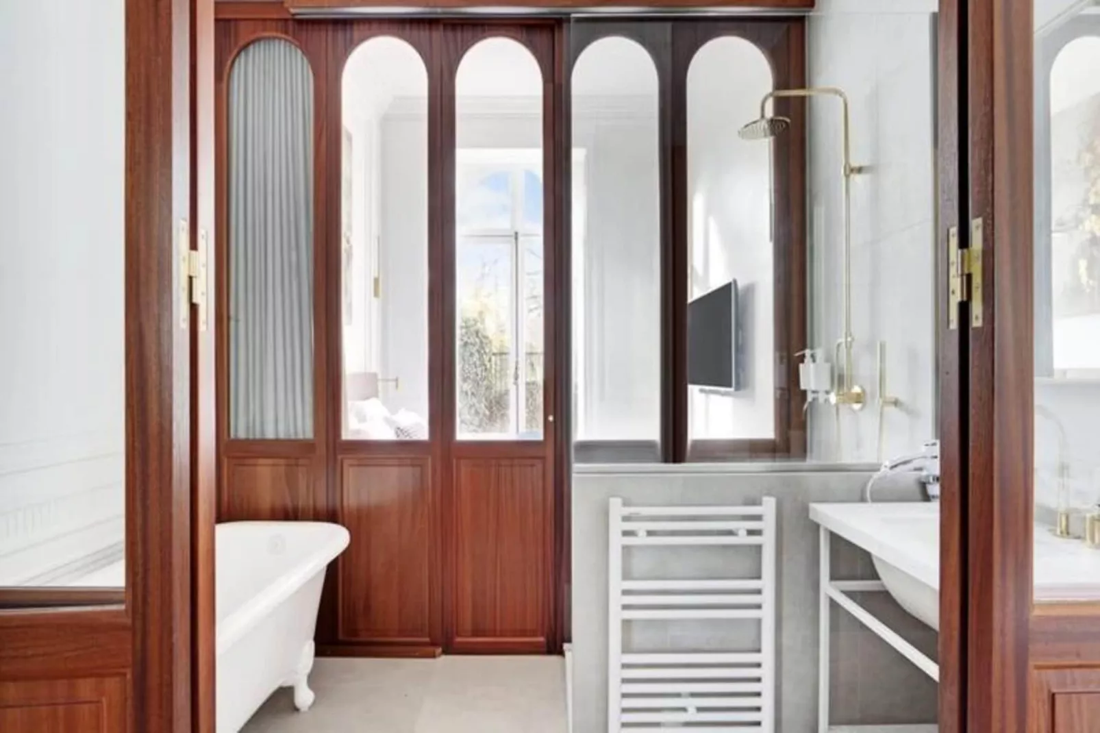 Maison Labruy&egrave;re - Suite Jardin Royal-Bathroom