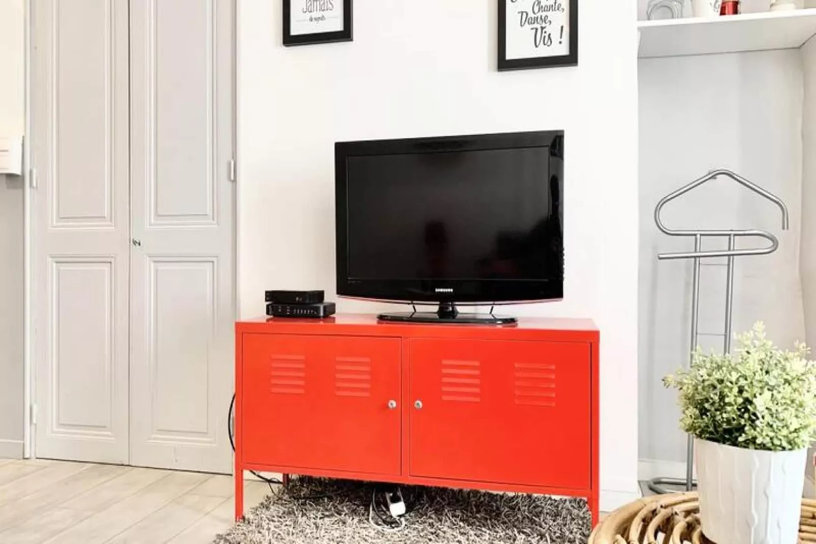 | Petit Paris 💋 | Studio Calme Tout &eacute;quip&eacute;-Salon