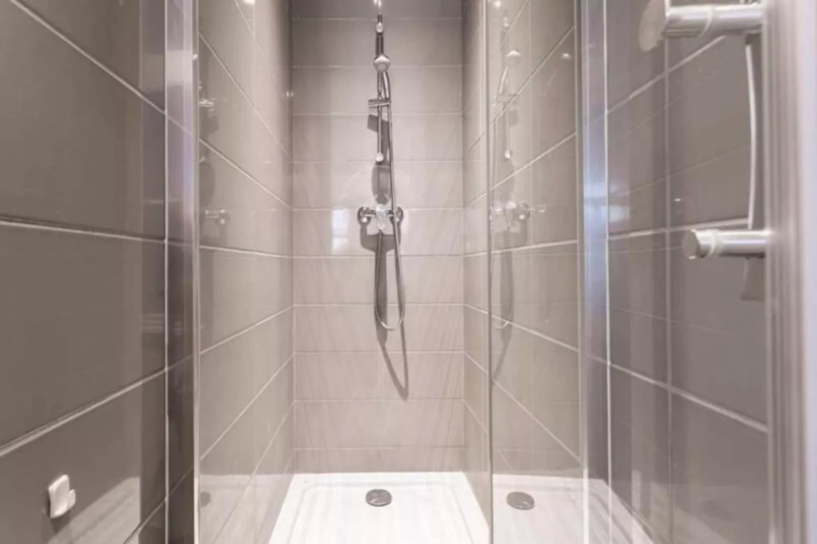 | Le Jaur&egrave;s 🍊| T2 Tout &eacute;quip&eacute; | Balcon, Wifi-Bathroom